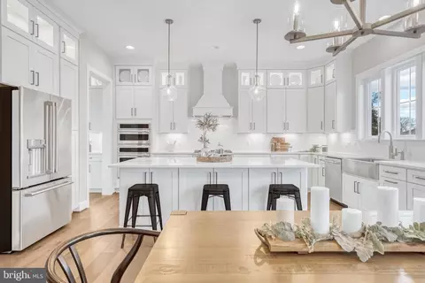 Other - 6607 29th St N, Arlington, VA 22213 photo 4 of 28
