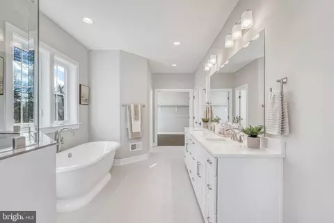 Other - 6607 29th St N, Arlington, VA 22213 photo 19 of 28