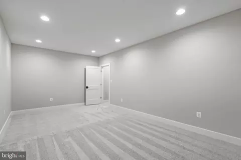Other - 6607 29th St N, Arlington, VA 22213 photo 27 of 28