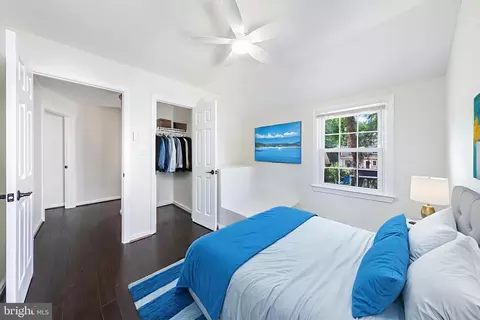 2822 Lorcom Ln, Arlington, VA 22207 photo 10