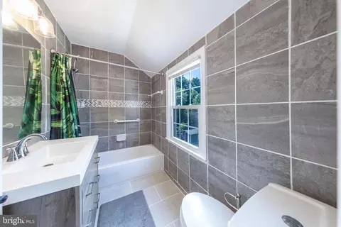 2822 Lorcom Ln, Arlington, VA 22207 photo 25