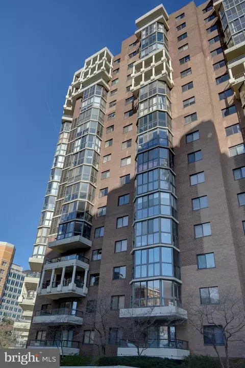 1600 N Oak St N #1022, Arlington, VA 22209