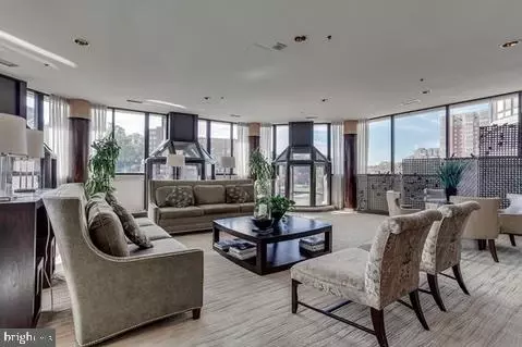 1600 N Oak St #1717, Arlington, VA 22209