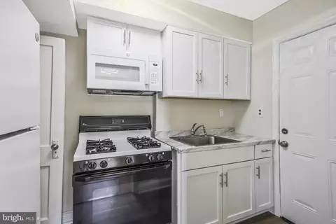 Other - 925 S Orme St, Arlington, VA 22204 photo 5 of 12