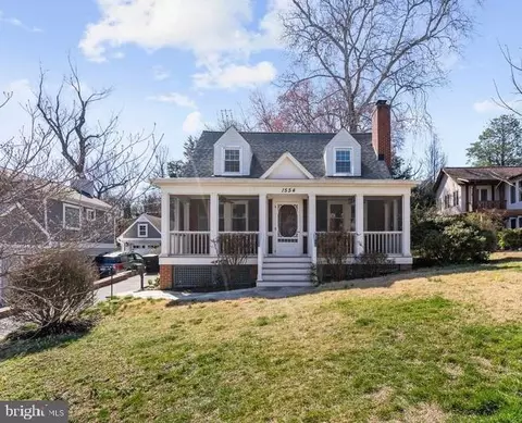 1554 N Jefferson St, Arlington, VA 22205