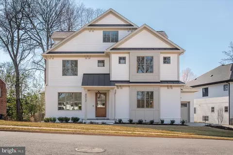 4012 N Stafford St, Arlington, VA 22207