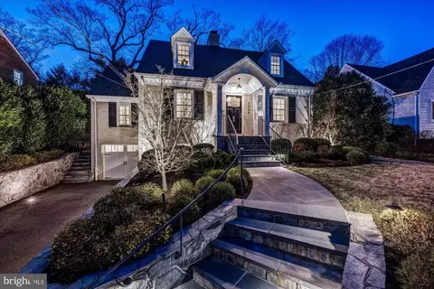 2366 N Oakland St, Arlington, VA 22207