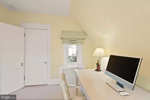 2811 Franklin Rd, Arlington, VA 22201 photo 19