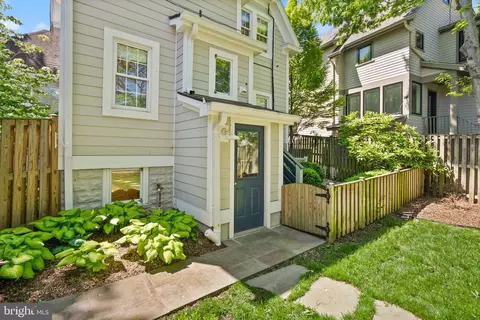 2811 Franklin Rd, Arlington, VA 22201 photo 32