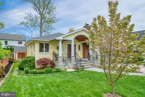 2301 N Kentucky St, Arlington, VA 22205