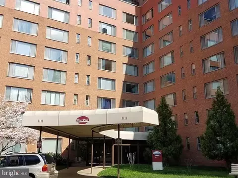 1111 Arlington Blvd #440, Arlington, VA 22209