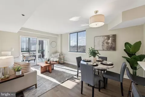 1050 N Taylor St N #1-609, Arlington, VA 22201