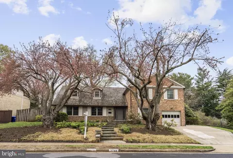 2744 N Quebec St, Arlington, VA 22207