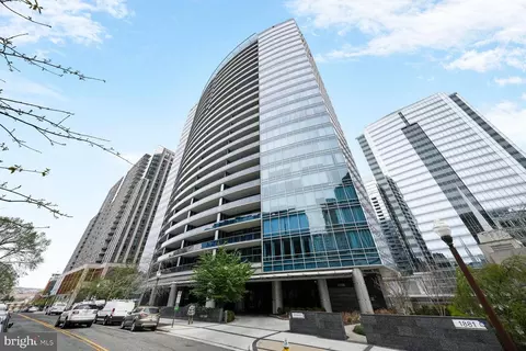 1881 N Nash St #1402, Arlington, VA 22209