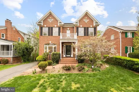 6213 22nd St N, Arlington, VA 22205