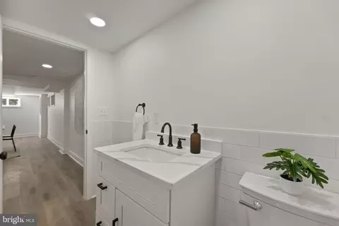 3700 Lorcom Ln, Arlington, VA 22207 photo 37
