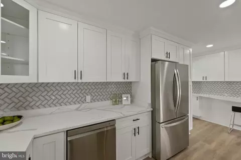 3700 Lorcom Ln, Arlington, VA 22207 photo 7