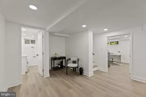 3700 Lorcom Ln, Arlington, VA 22207 photo 39