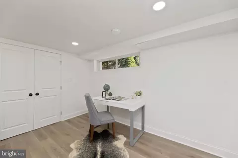 3700 Lorcom Ln, Arlington, VA 22207 photo 34