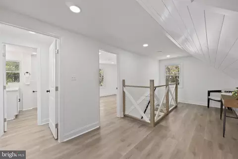 3700 Lorcom Ln, Arlington, VA 22207 photo 14