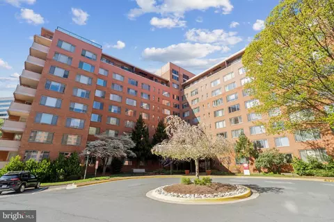 1121 Arlington Blvd #120, Arlington, VA 22209