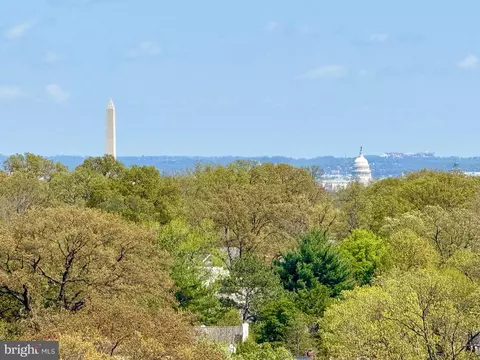 4141 N Henderson Rd #923, Arlington, VA 22203