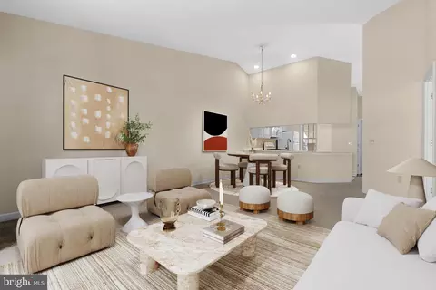 6940 Fairfax Dr #400, Arlington, VA 22213
