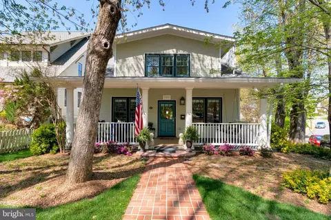 2801 23rd Rd N, Arlington, VA 22201