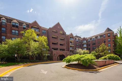 2100 Langston Blvd #303, Arlington, VA 22201