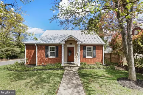 1401 S Greenbrier St, Arlington, VA 22206