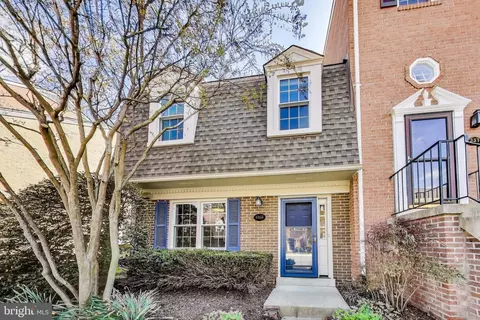3313 5th St S, Arlington, VA 22204