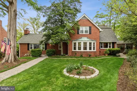 2337 S Ode St, Arlington, VA 22202