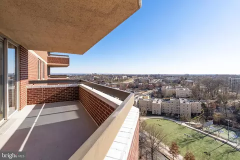 1276 N Wayne St #1030, Arlington, VA 22201