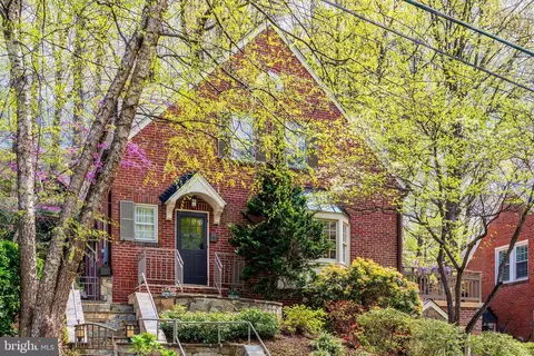 2315 N Utah St, Arlington, VA 22207