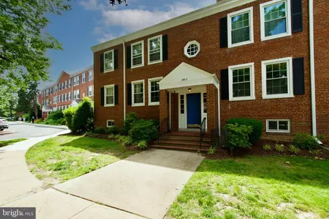 4803 30th St S #A2, Arlington, VA 22206