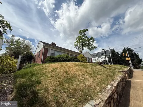 2846 Lorcom Ln, Arlington, VA 22207 photo 3
