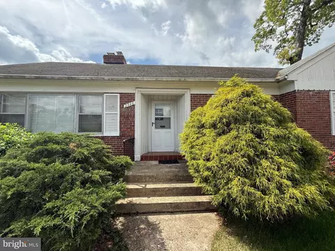 2846 Lorcom Ln, Arlington, VA 22207 photo 6