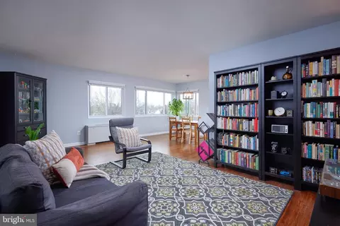 3601 5th St S #511, Arlington, VA 22204