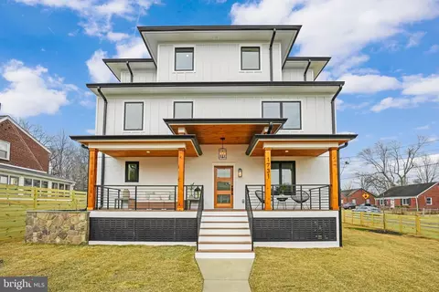 1731 S Nelson St, Arlington, VA 22204