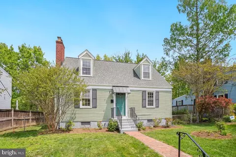 2309 S Buchanan St, Arlington, VA 22206