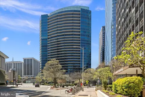 1881 N Nash St #707, Arlington, VA 22209