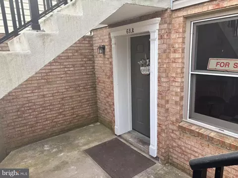 68 N A N Bedford St N #68A, Arlington, VA 22201