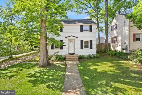 5122 11th Rd S, Arlington, VA 22204