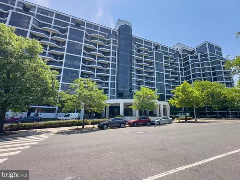 1530 Key #231, Arlington, VA 22209