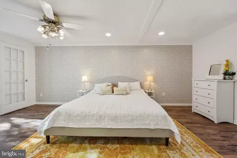 Bedroom - 211 S Barton St, Arlington, VA 22204 photo 1 of 6