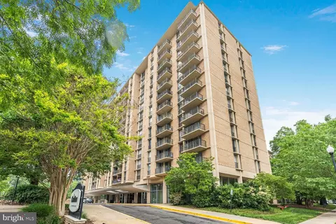 4600 S Four Mile Run Dr S #1014, Arlington, VA 22204