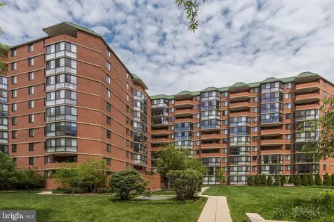 1001 N Randolph St #109, Arlington, VA 22201