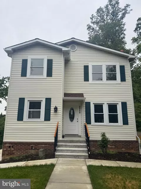 4031 18th St S, Arlington, VA 22204