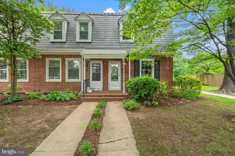 3356 S Wakefield St #A, Arlington, VA 22206