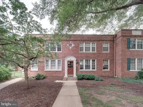 1717 N Troy St #7-392, Arlington, VA 22201